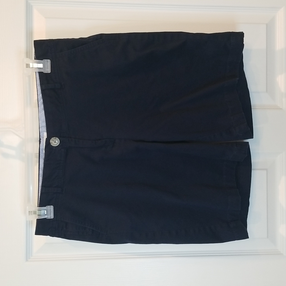 Crown & Ivy Flat Front Chino Navy Shorts, Women's Size 8